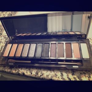 Naked Smoky Palette